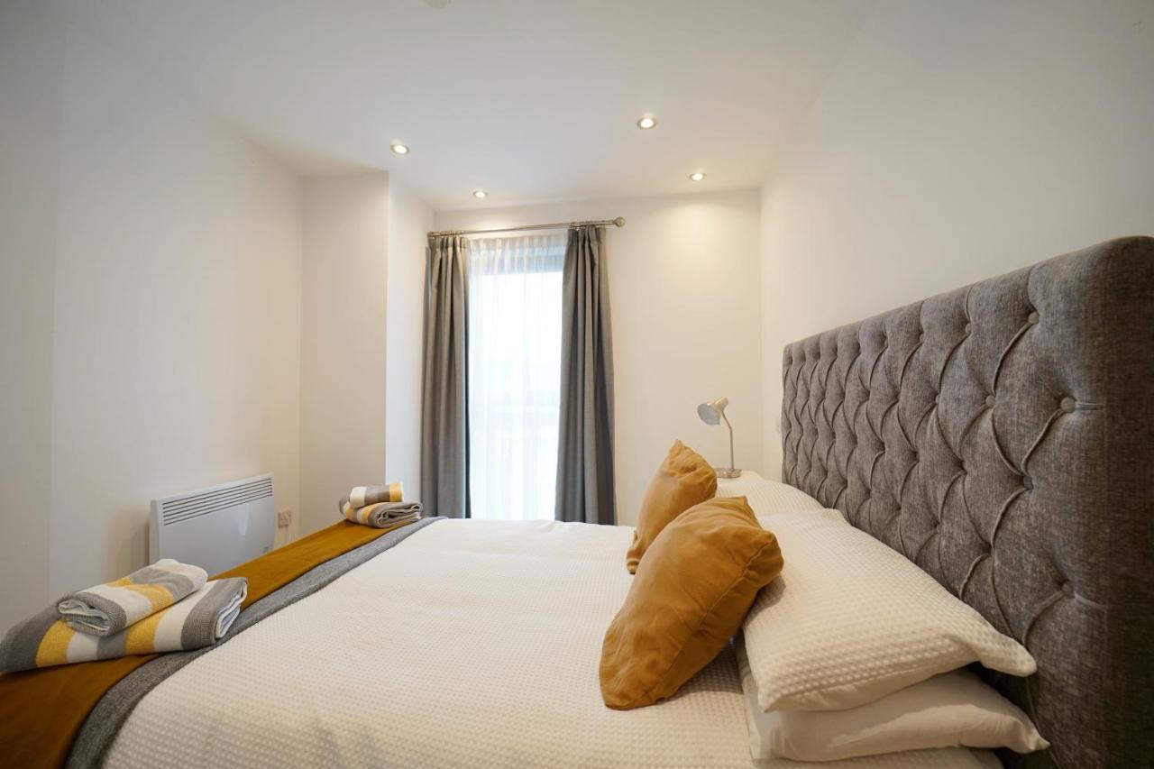 Modern 2 Bed Apartment With Juliet Balcony - Dhb Stays Leeds  Exterior foto